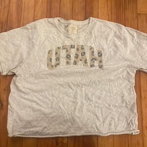 XL crop gray University of Utah shirt
